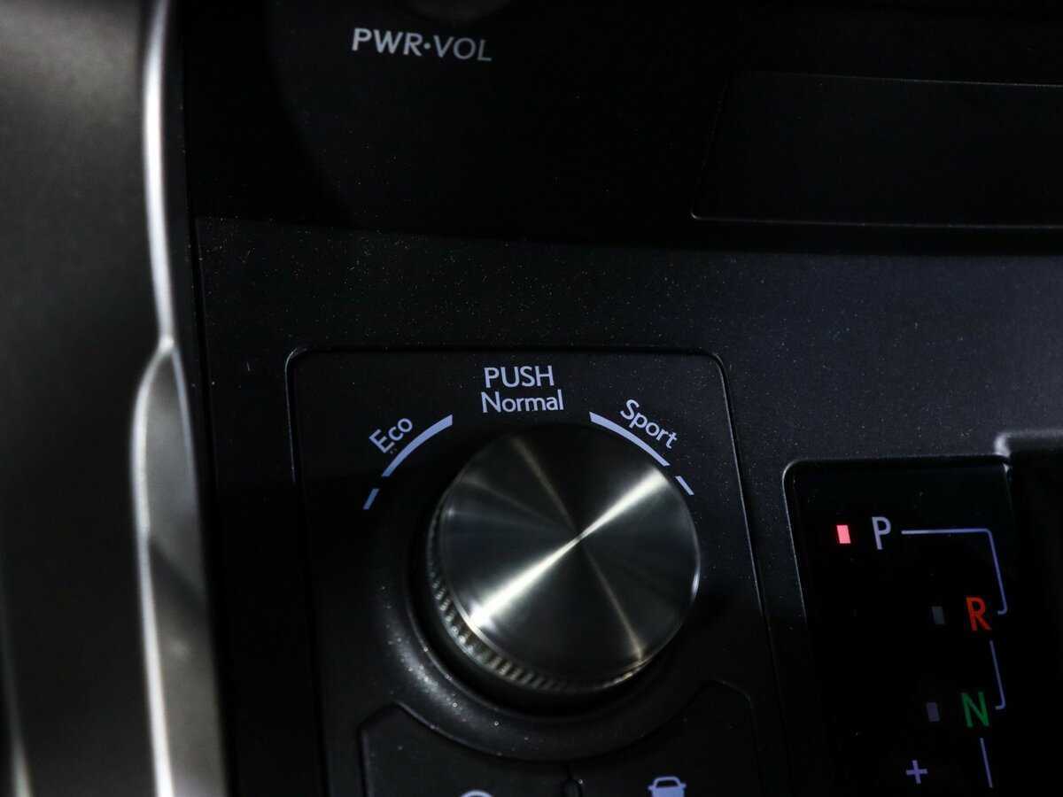 Lexus NX 2018 года с пробегом. Фото: #21