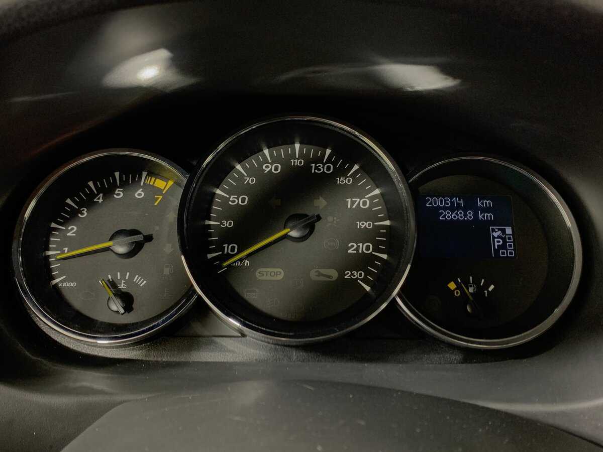 Renault Fluence 2013 года с пробегом. Фото: #14