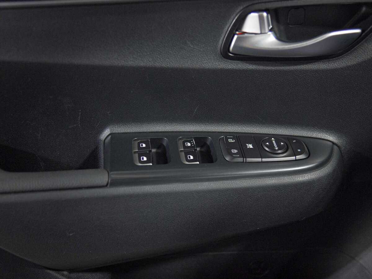 Kia Rio 2018 года с пробегом. Фото: #14