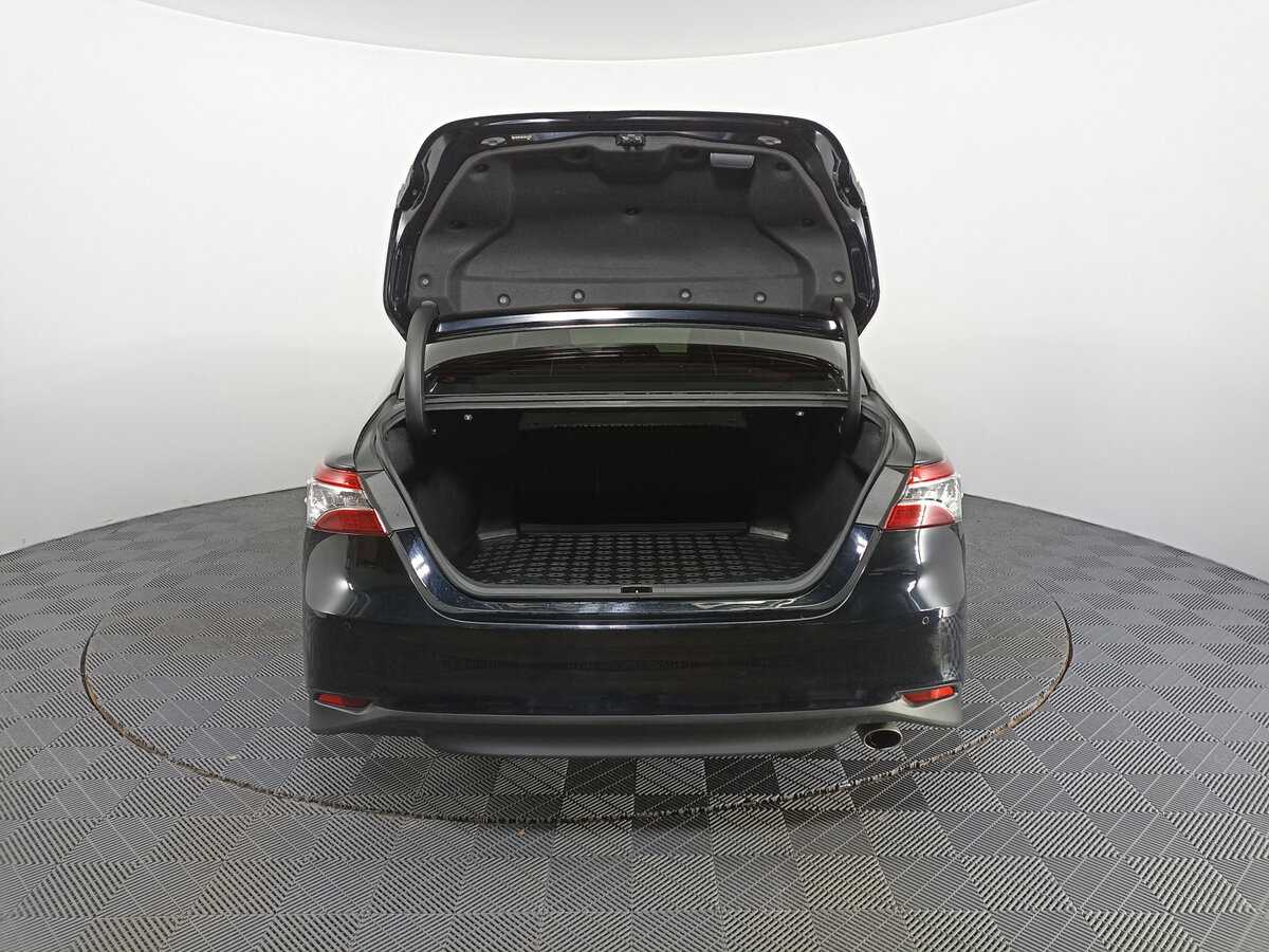 Toyota Camry 2020 года с пробегом. Фото: #9