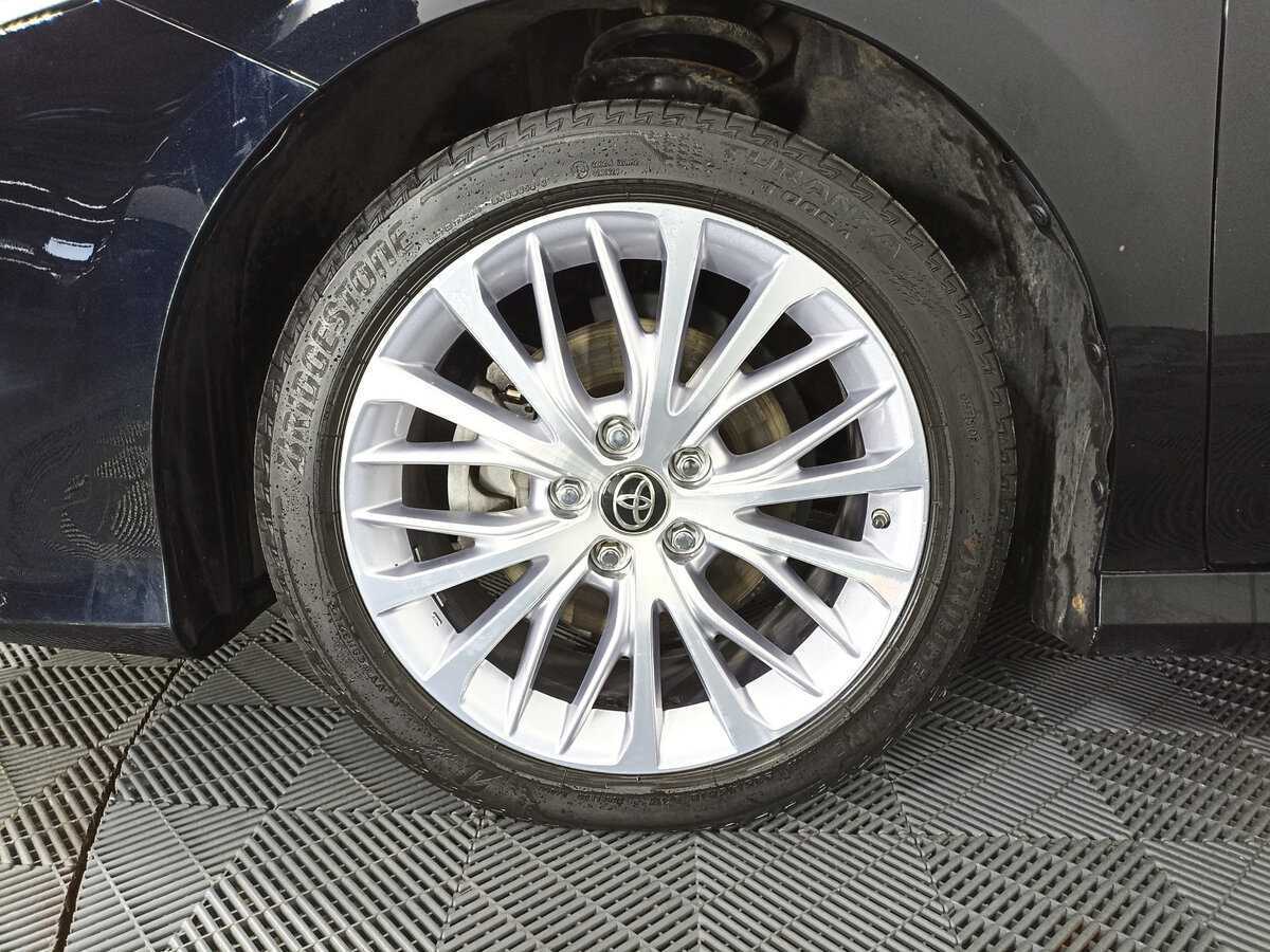 Toyota Camry 2020 года с пробегом. Фото: #17