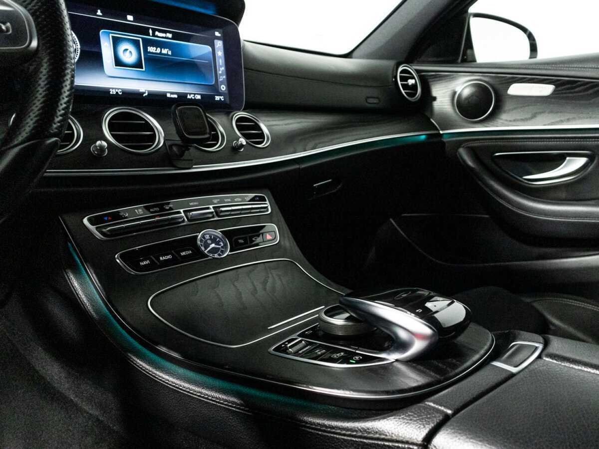 Mercedes-Benz E-Класс 2018 года с пробегом. Фото: #17