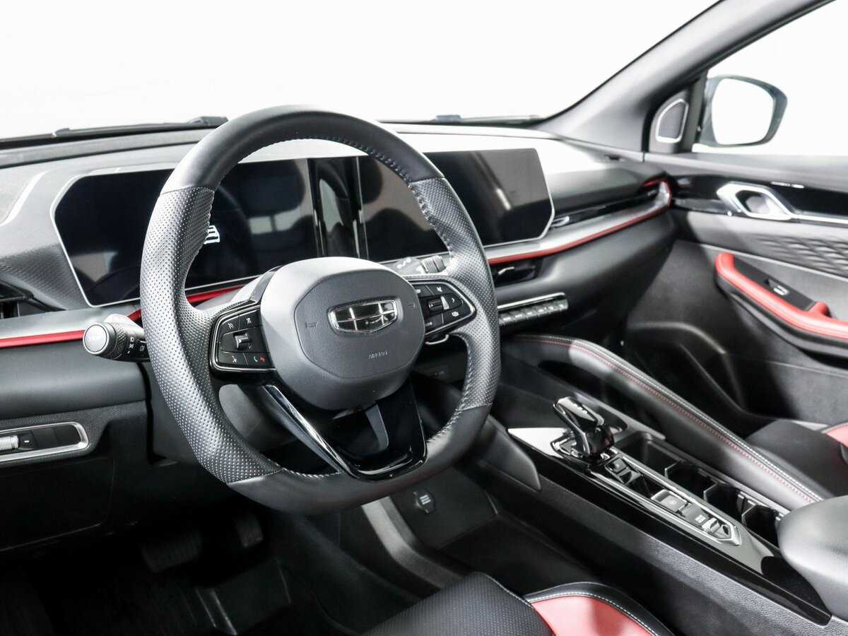 Geely Coolray 2023 года с пробегом. Фото: #10