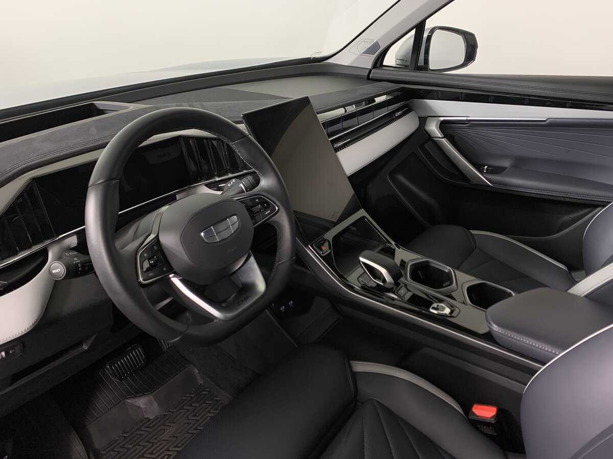 Geely Atlas 2023 года с пробегом. Фото: #11