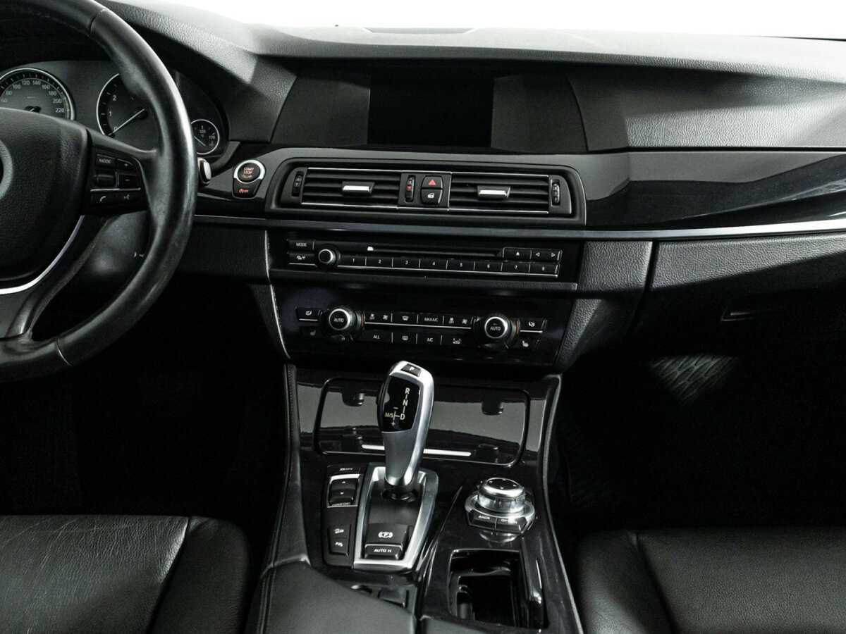 BMW 5 серии 2012 года с пробегом. Фото: #13