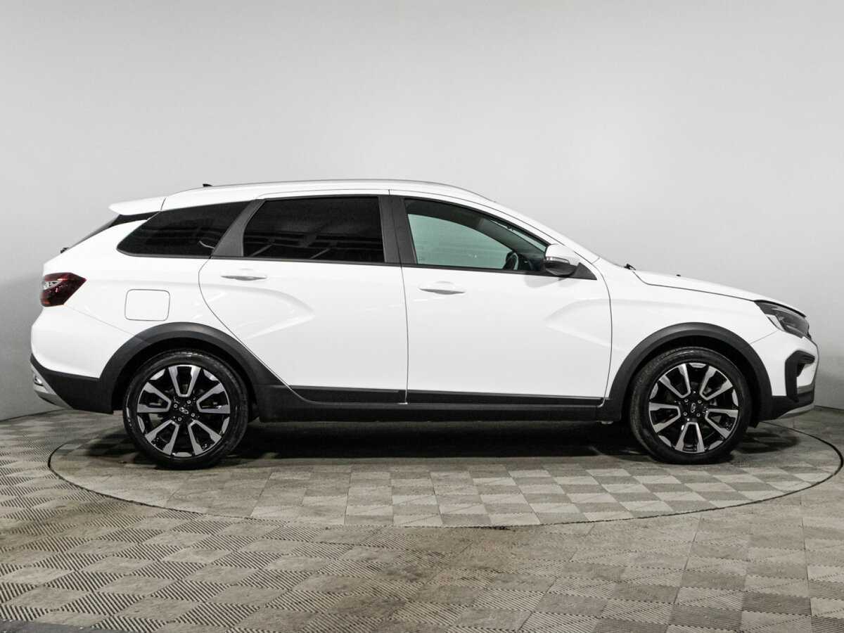 Lada (ВАЗ) Vesta 2024 года с пробегом. Фото: #3