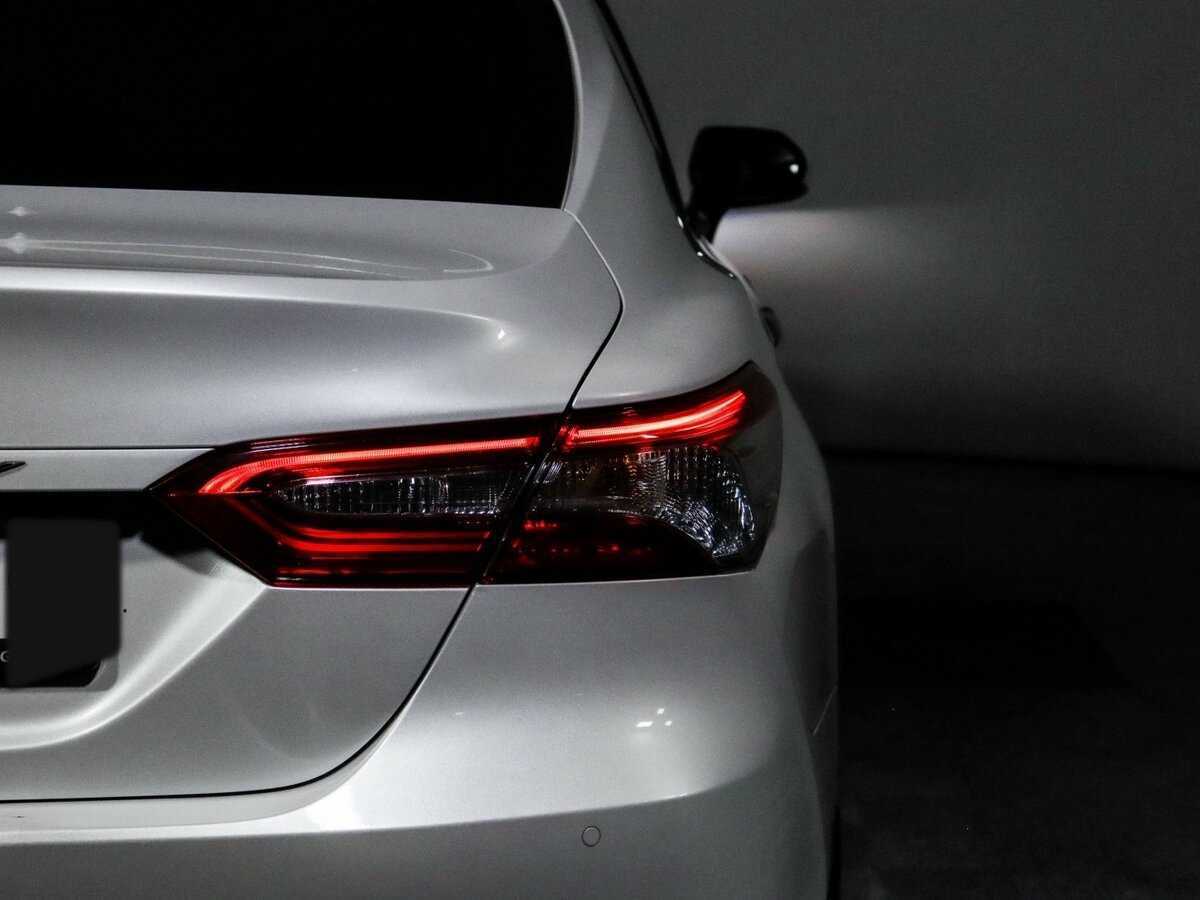 Toyota Camry 2019 года с пробегом. Фото: #19