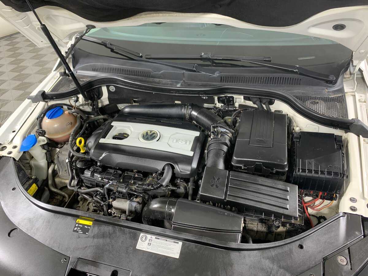 Volkswagen Passat CC 2013 года с пробегом. Фото: #10