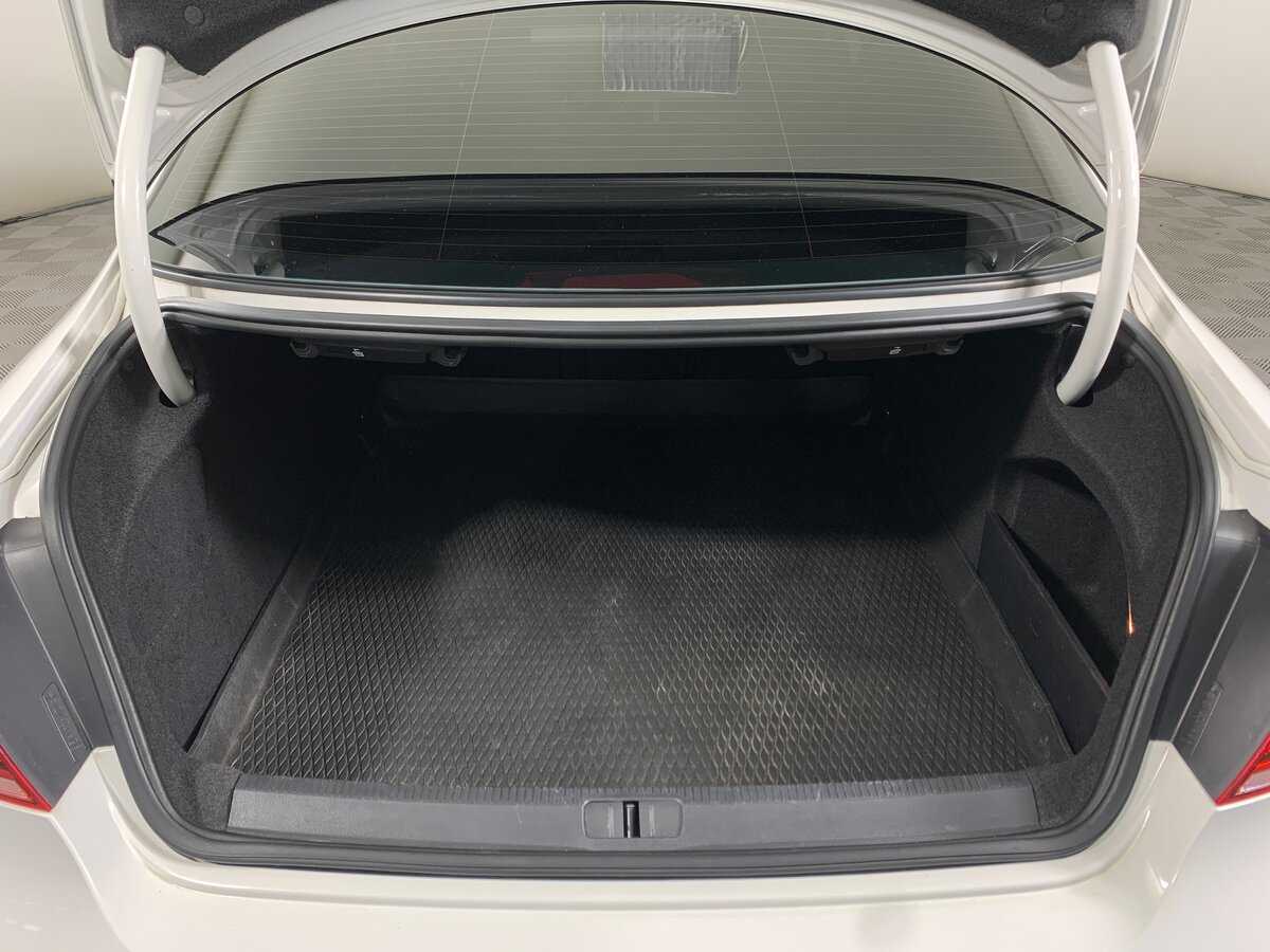 Volkswagen Passat CC 2013 года с пробегом. Фото: #19