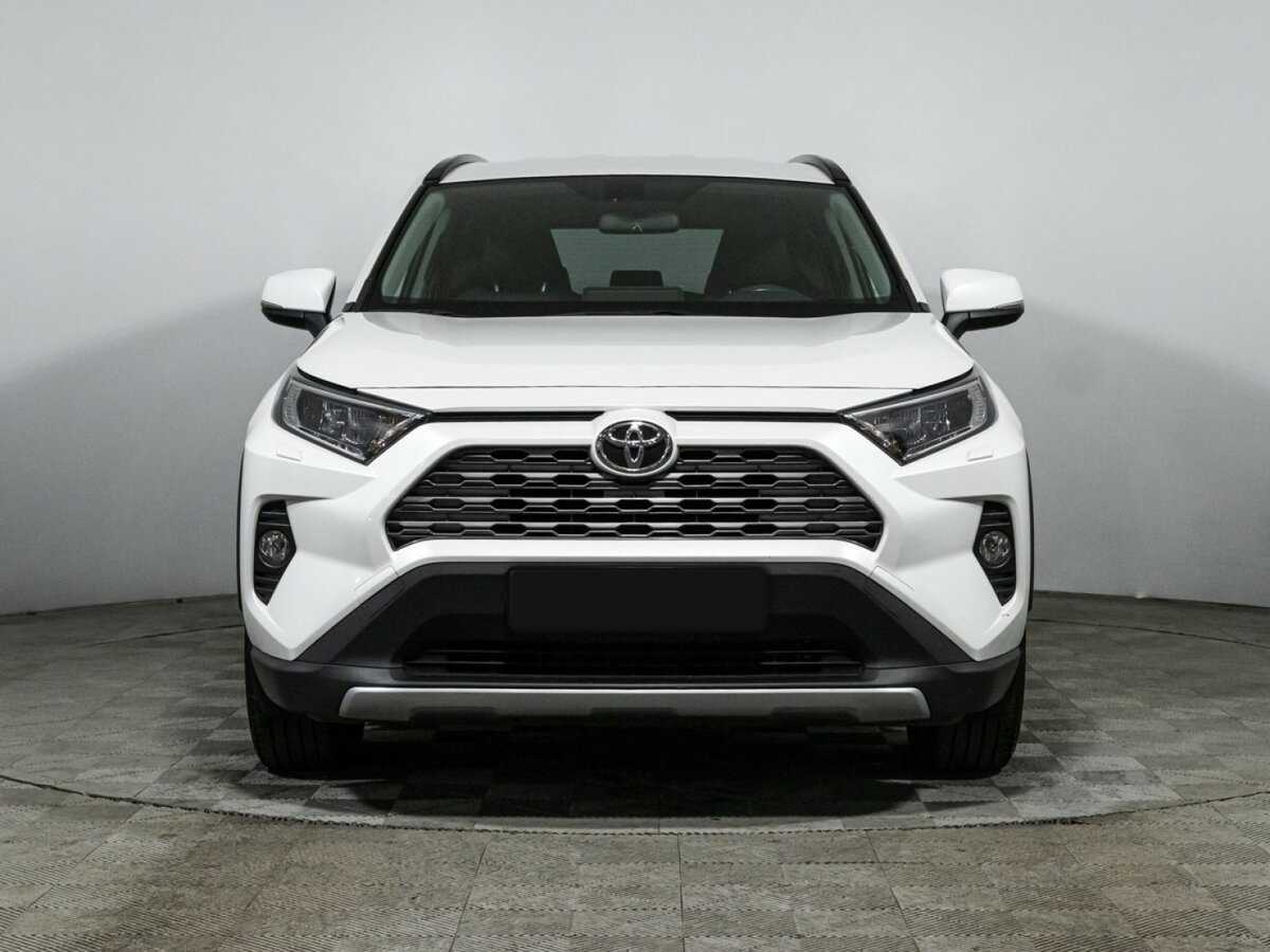 Toyota RAV4 2019 года с пробегом. Фото: #1