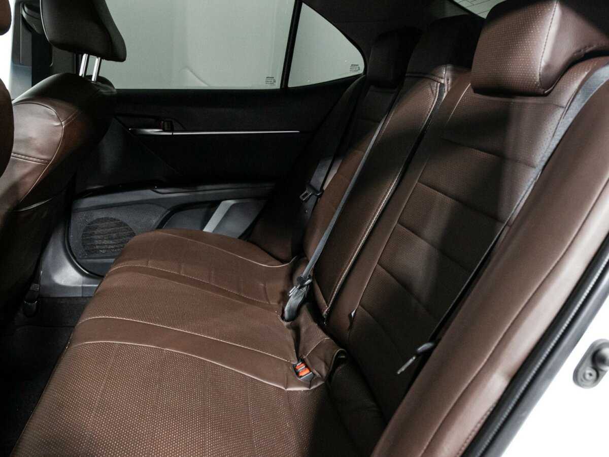 Toyota Camry 2018 года с пробегом. Фото: #7