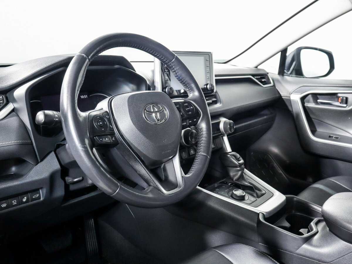 Toyota RAV4 2021 года с пробегом. Фото: #10