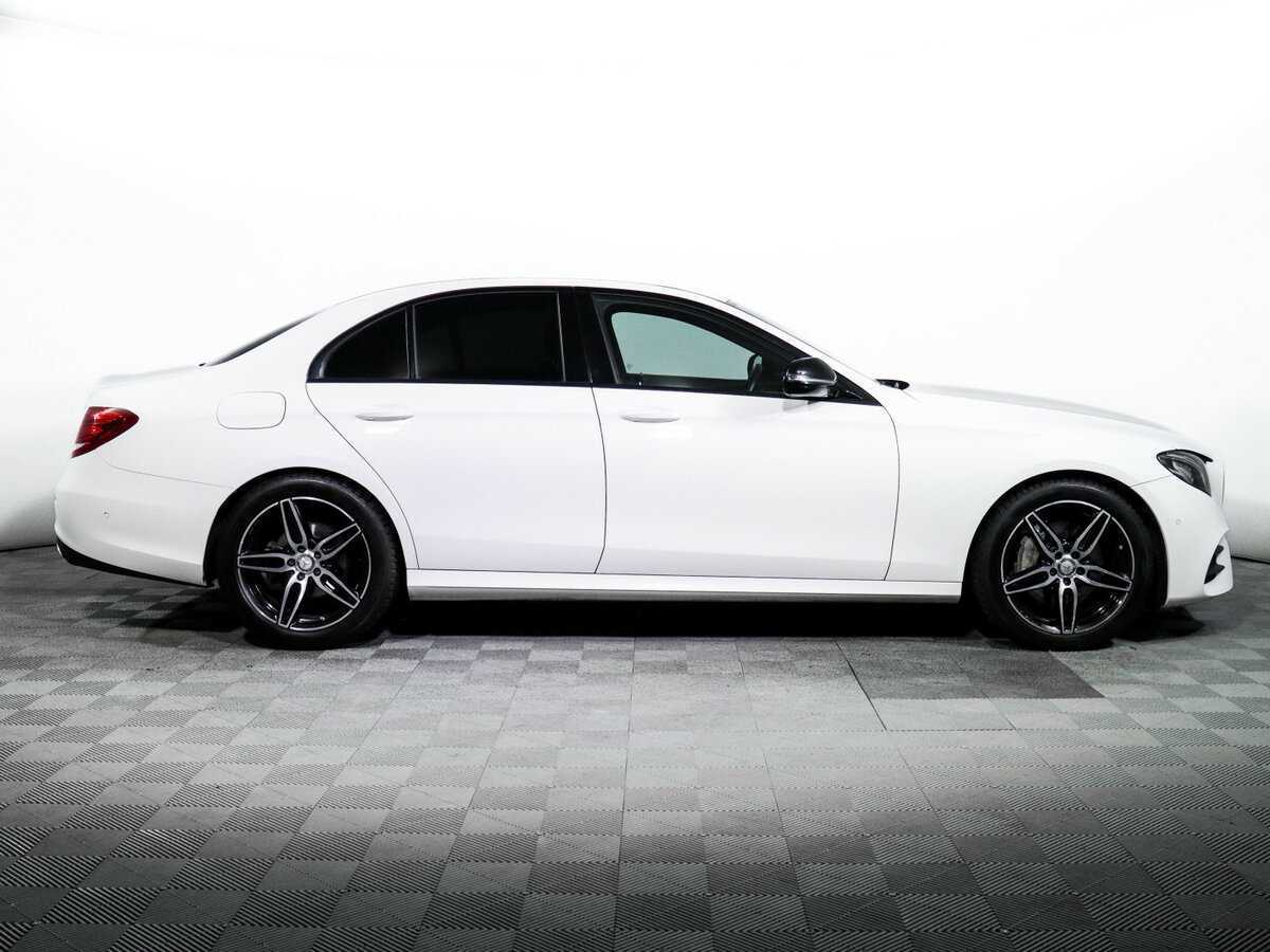 Mercedes-Benz E-Класс 2016 года с пробегом. Фото: #3