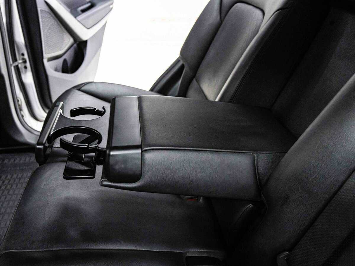 Hyundai Santa Fe 2018 года с пробегом. Фото: #17