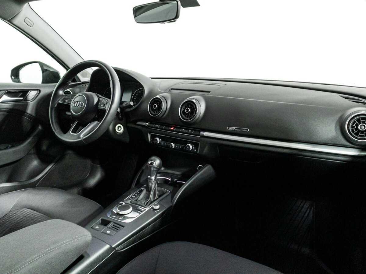 Audi A3 2019 года с пробегом. Фото: #8
