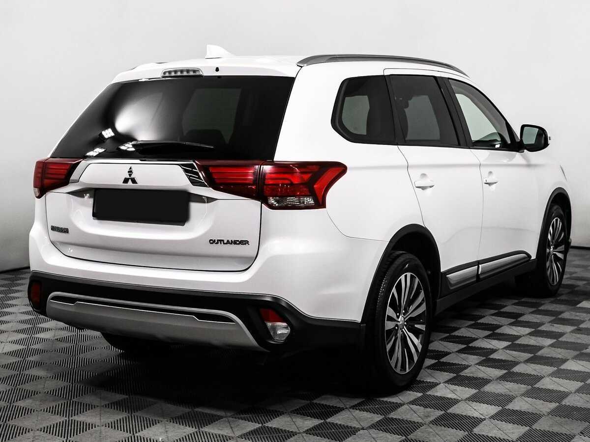Mitsubishi Outlander 2019 года с пробегом. Фото: #4