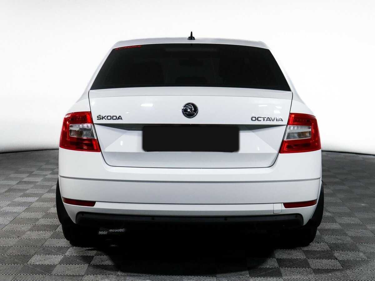 Skoda Octavia 2019 года с пробегом. Фото: #5