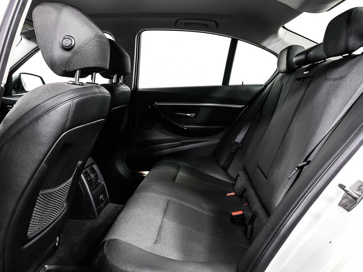 BMW 3 серии 2016 года с пробегом. Фото: #12