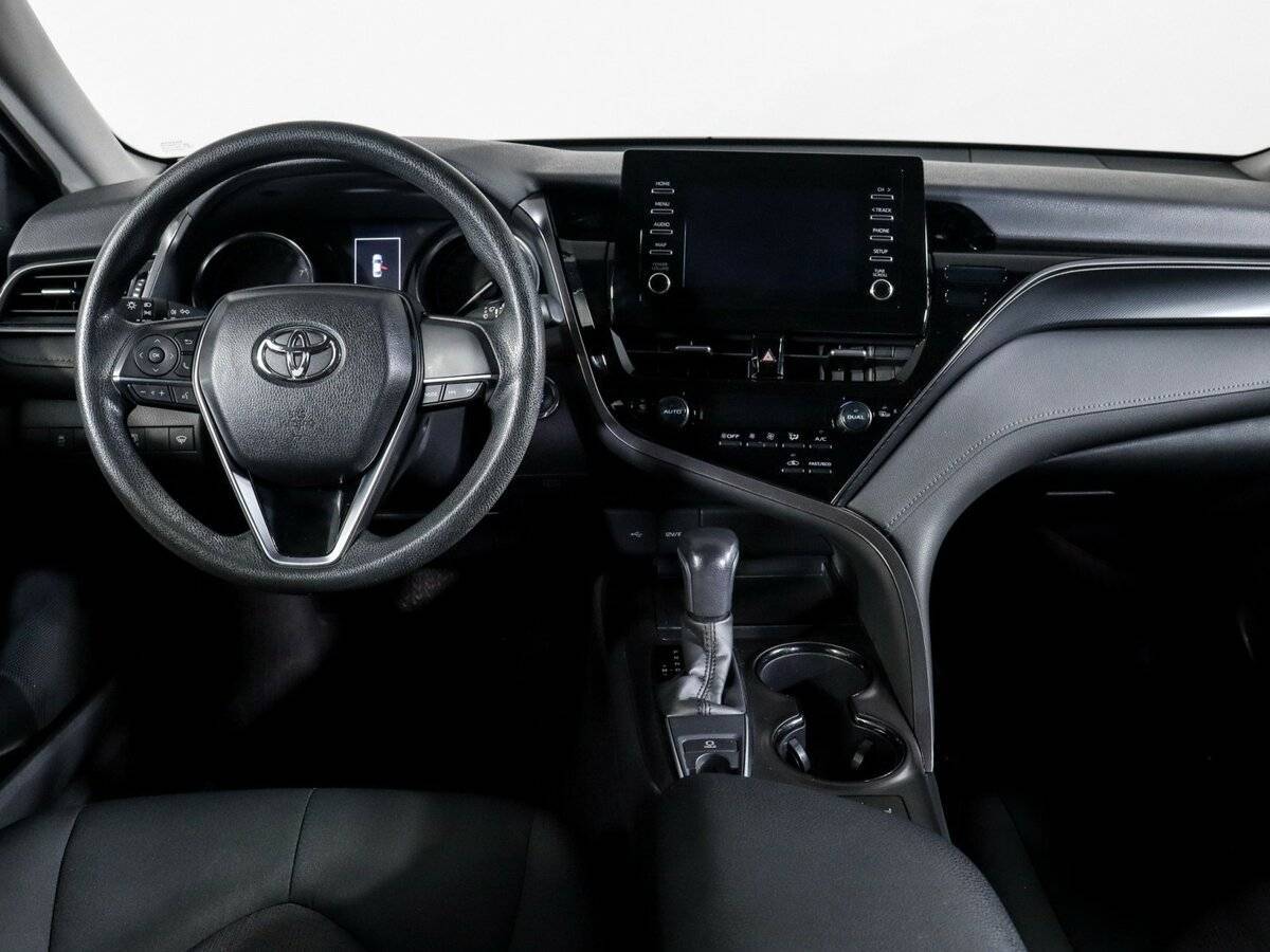 Toyota Camry 2021 года с пробегом. Фото: #11