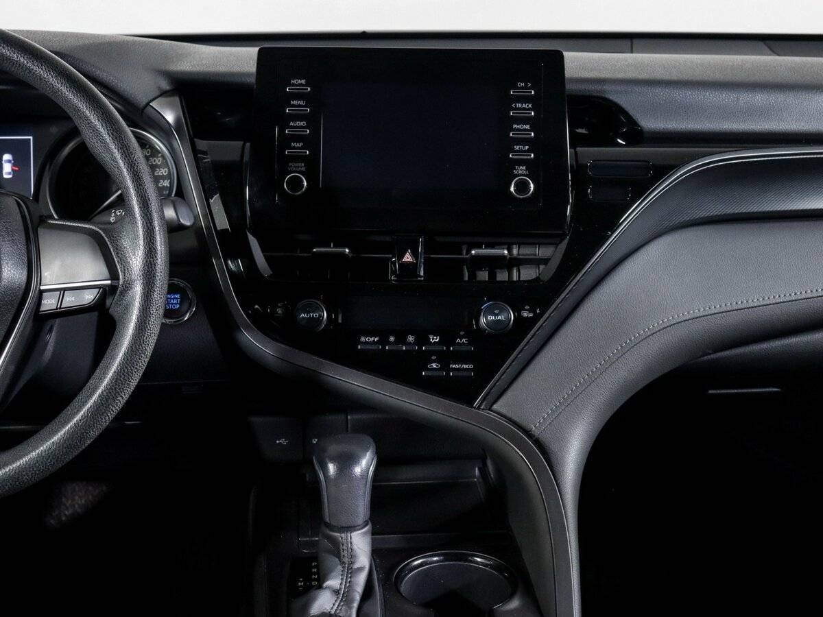 Toyota Camry 2021 года с пробегом. Фото: #12