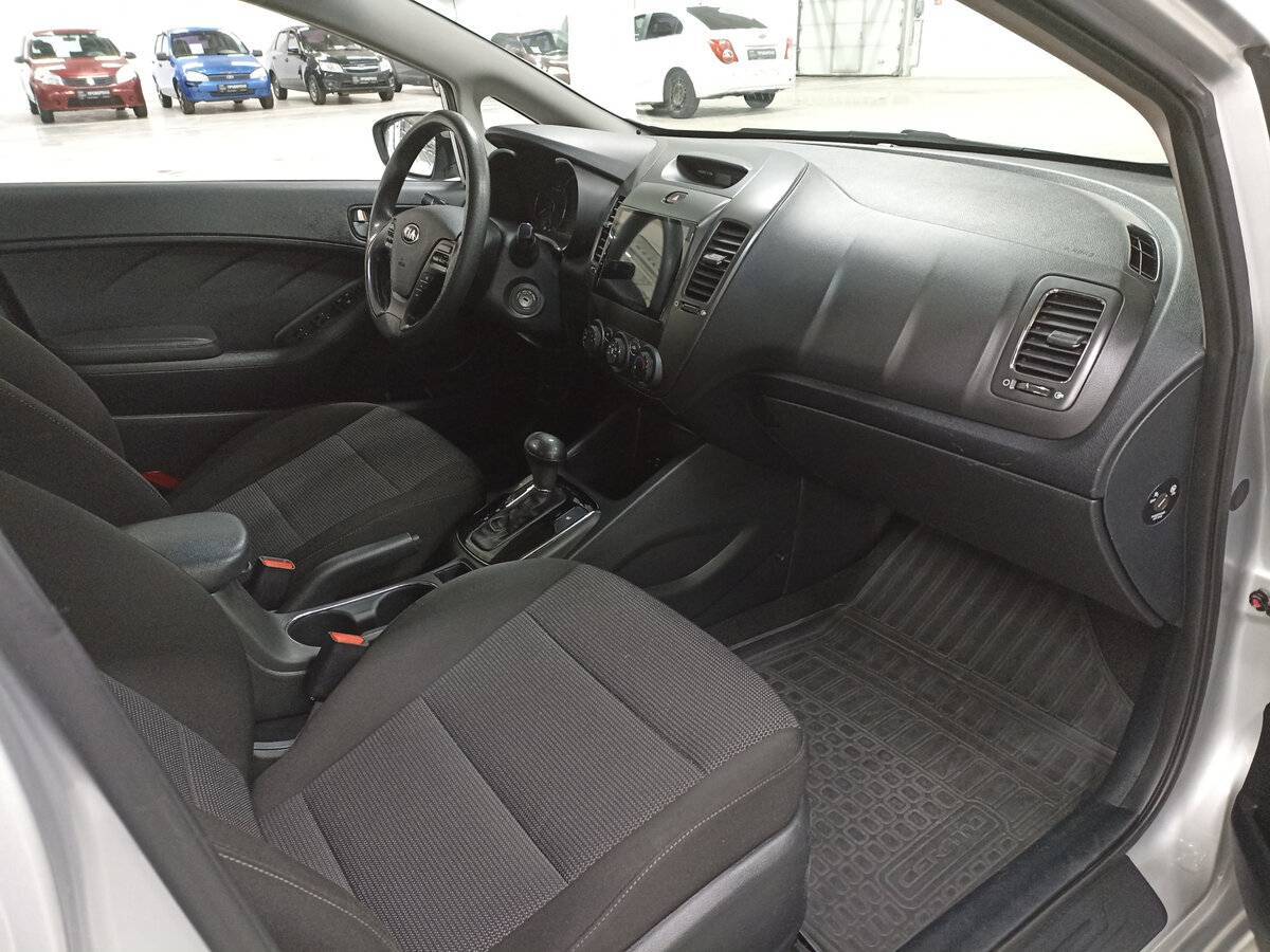 Kia Cerato 2018 года с пробегом. Фото: #10