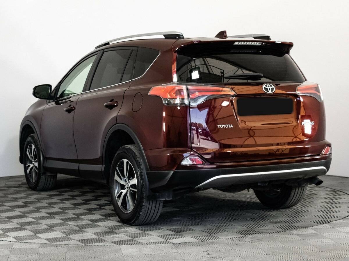 Toyota RAV4 2017 года с пробегом. Фото: #5