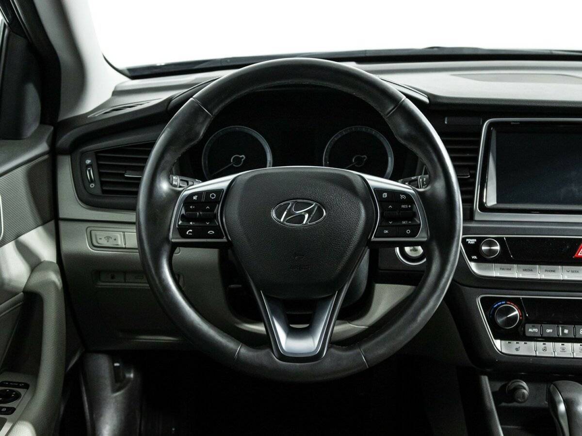 Hyundai Sonata 2018 года с пробегом. Фото: #19