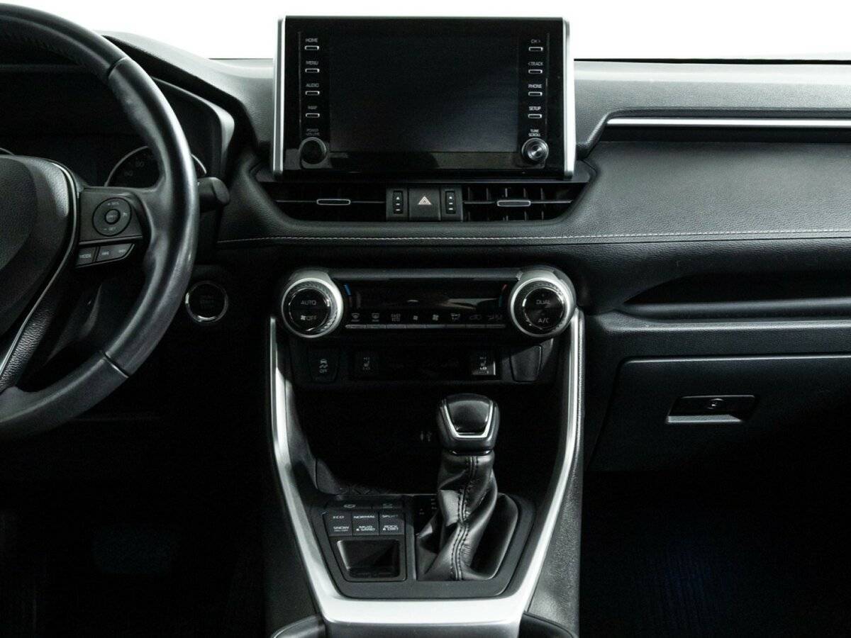 Toyota RAV4 2020 года с пробегом. Фото: #13