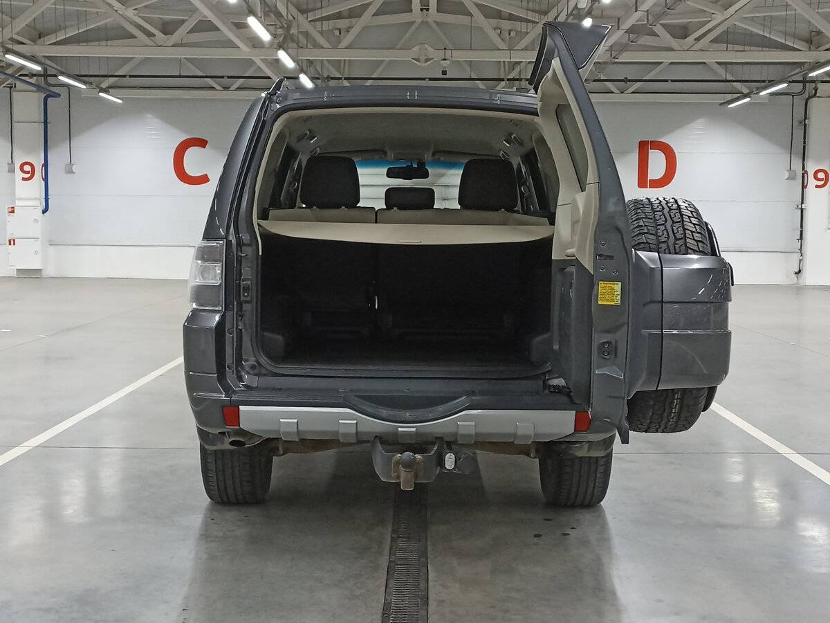 Mitsubishi Pajero 2012 года с пробегом. Фото: #9