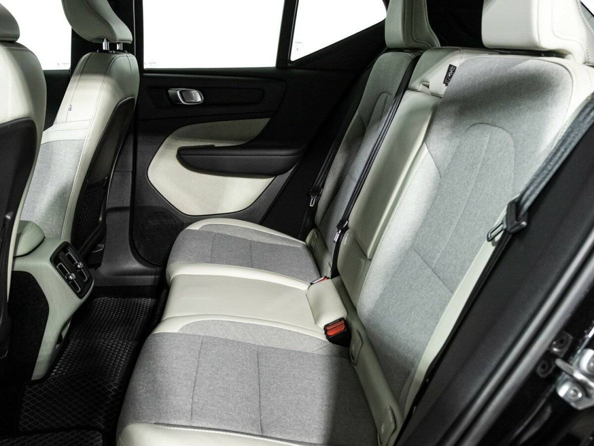 Volvo XC40 2018 года с пробегом. Фото: #9
