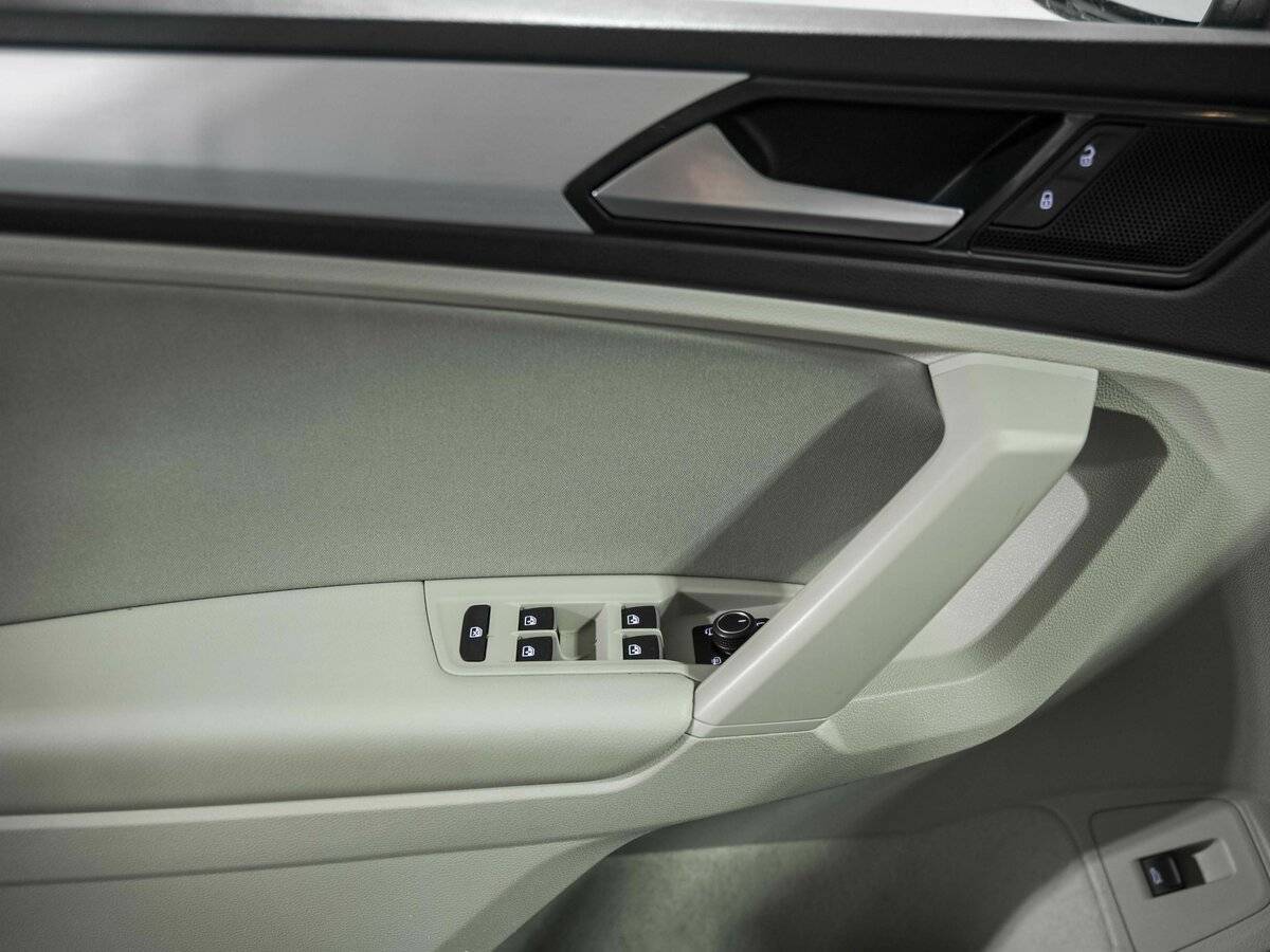 Volkswagen Tiguan 2017 года с пробегом. Фото: #11
