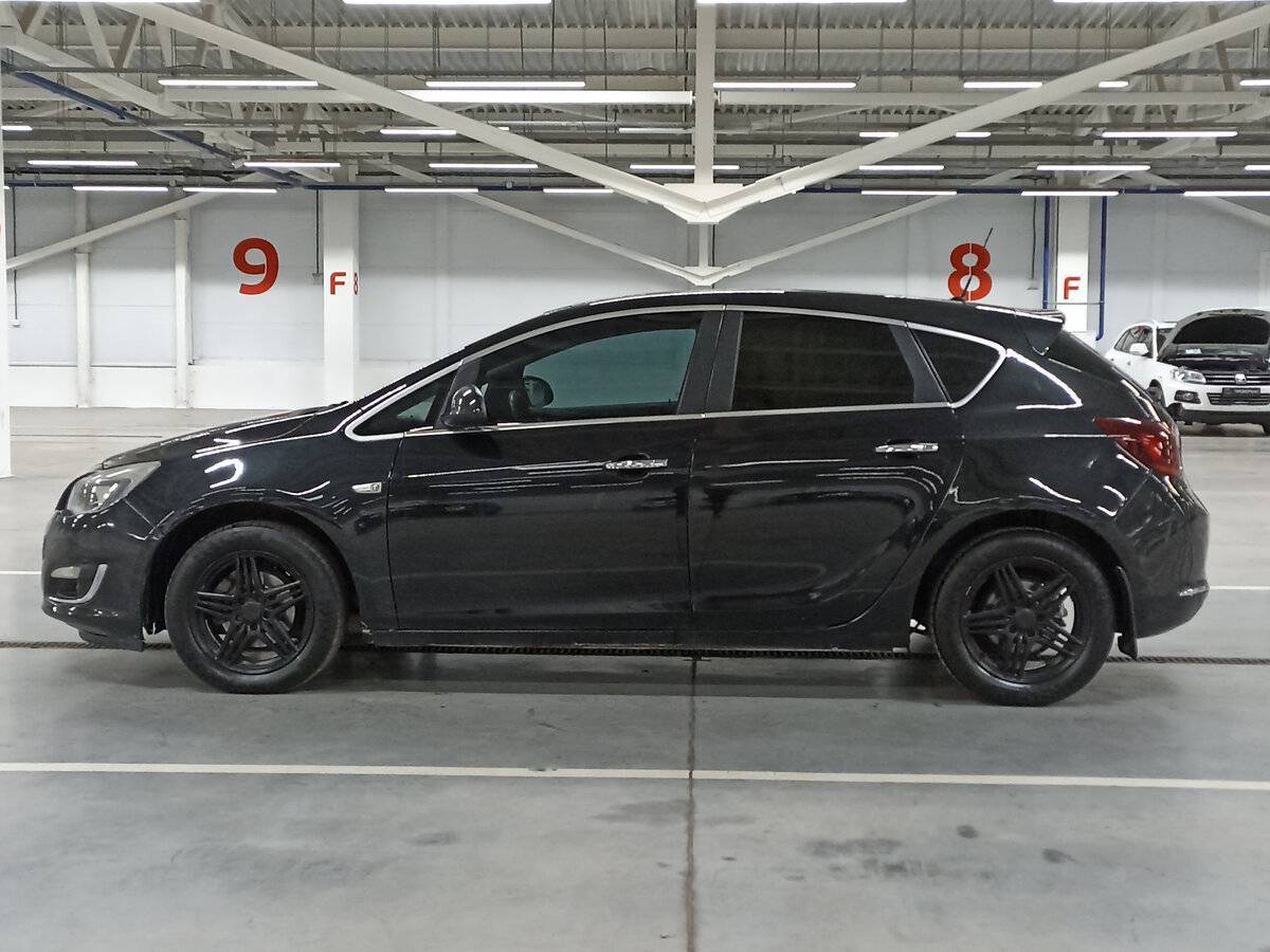 Opel Astra 2012 года с пробегом. Фото: #7