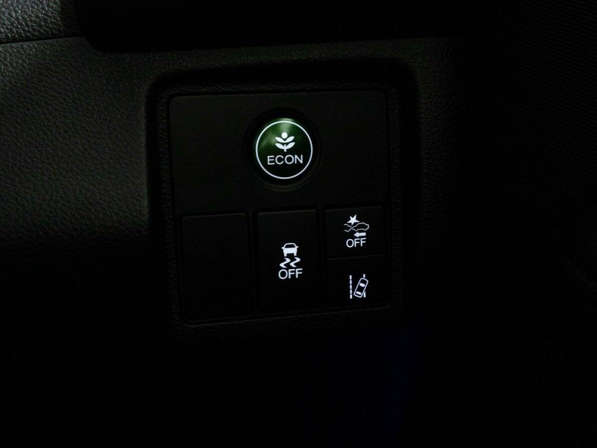 Honda Vezel 2019 года с пробегом. Фото: #14