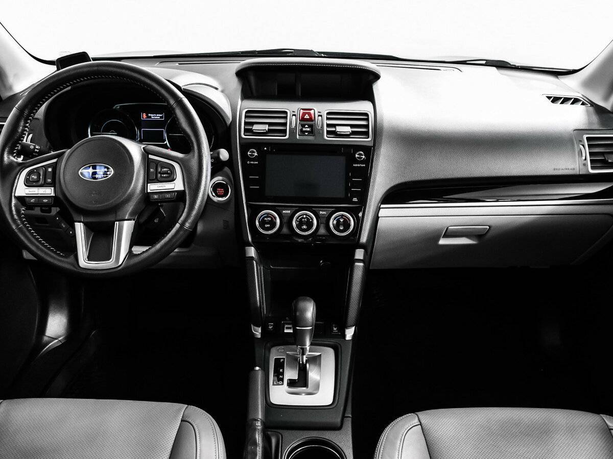 Subaru Forester 2017 года с пробегом. Фото: #10