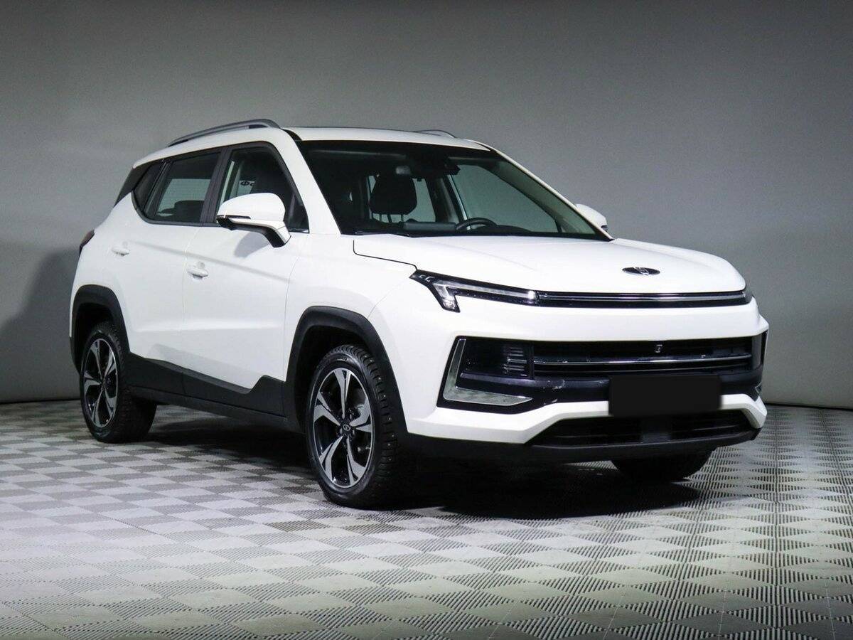 Москвич 3 2023 года с пробегом. Фото: #2