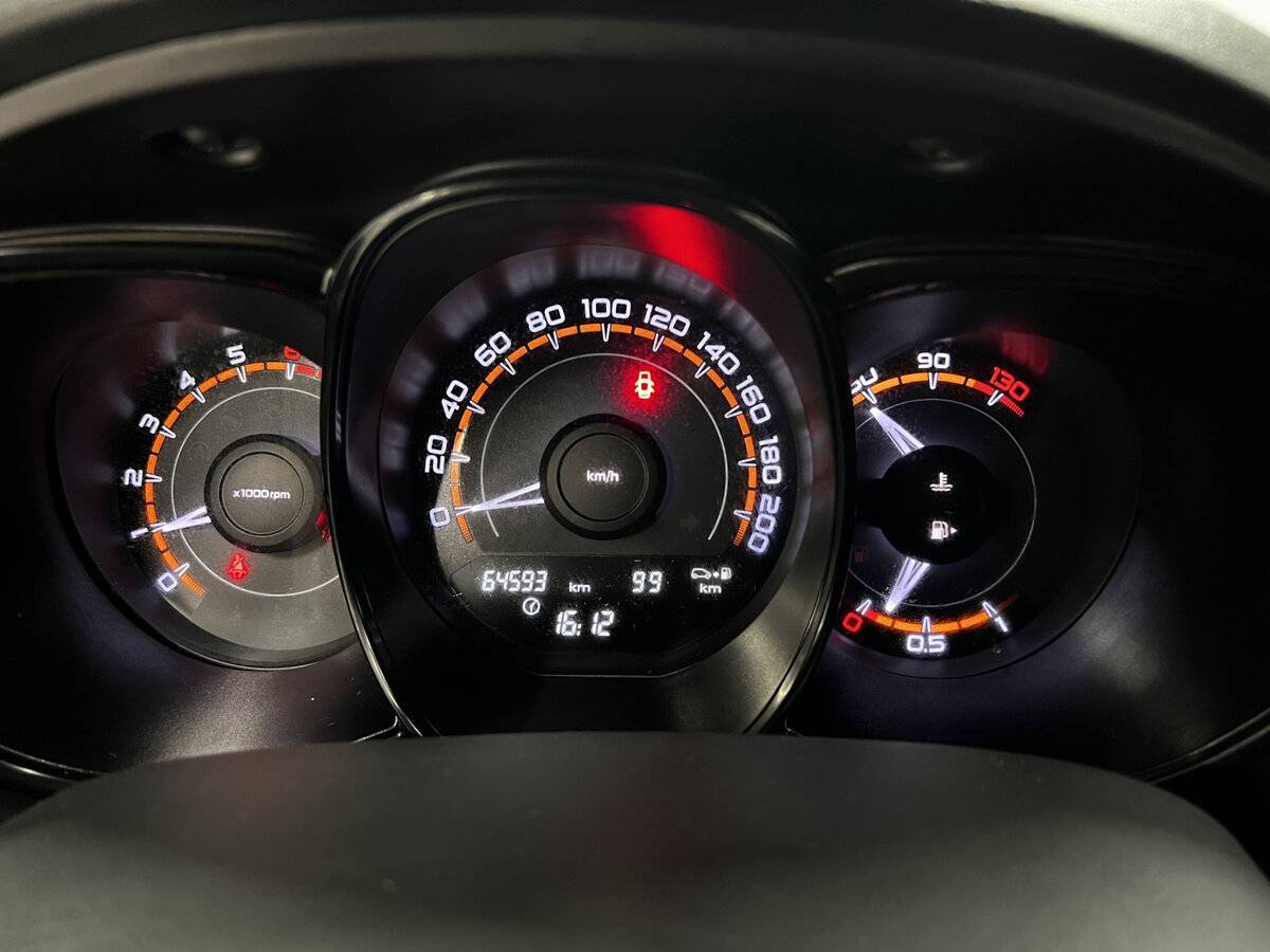 Lada (ВАЗ) Vesta 2018 года с пробегом. Фото: #12