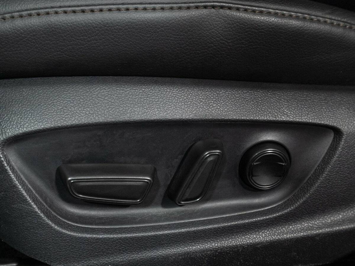 Toyota Camry 2020 года с пробегом. Фото: #15