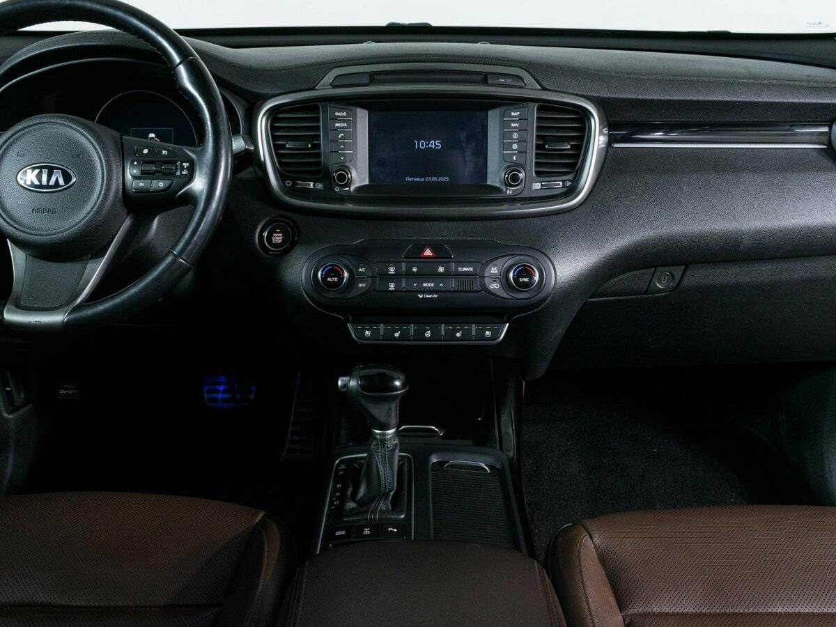 Kia Sorento 2017 года с пробегом. Фото: #11