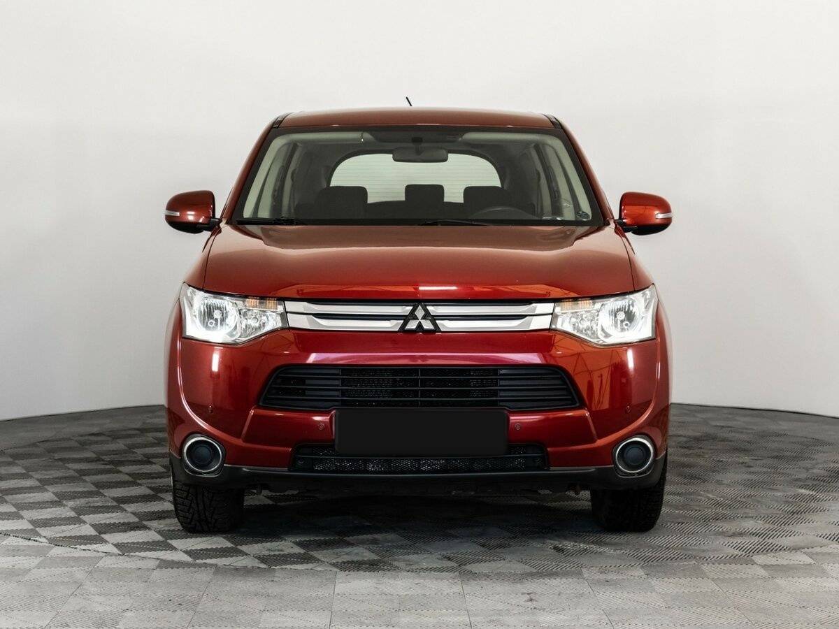 Mitsubishi Outlander 2014 года с пробегом. Фото: #1