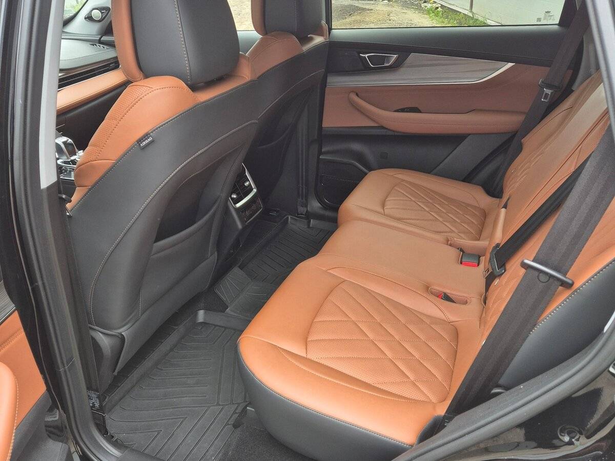 Chery Tiggo 8 Pro Max 2023 года с пробегом. Фото: #15