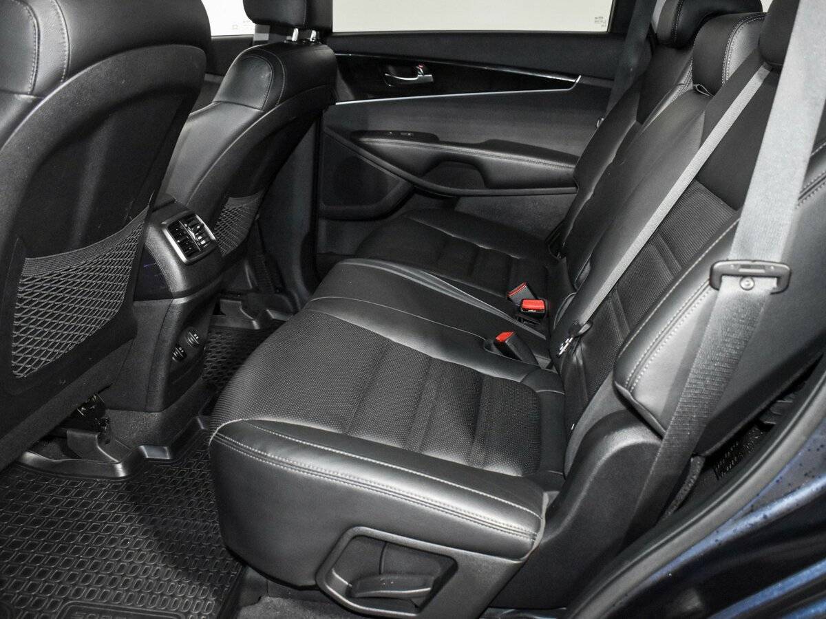 Kia Sorento 2019 года с пробегом. Фото: #9