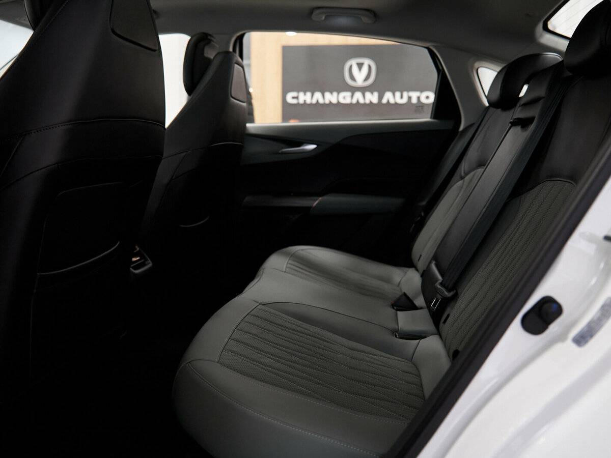Changan Lamore 2024 года с пробегом. Фото: #23
