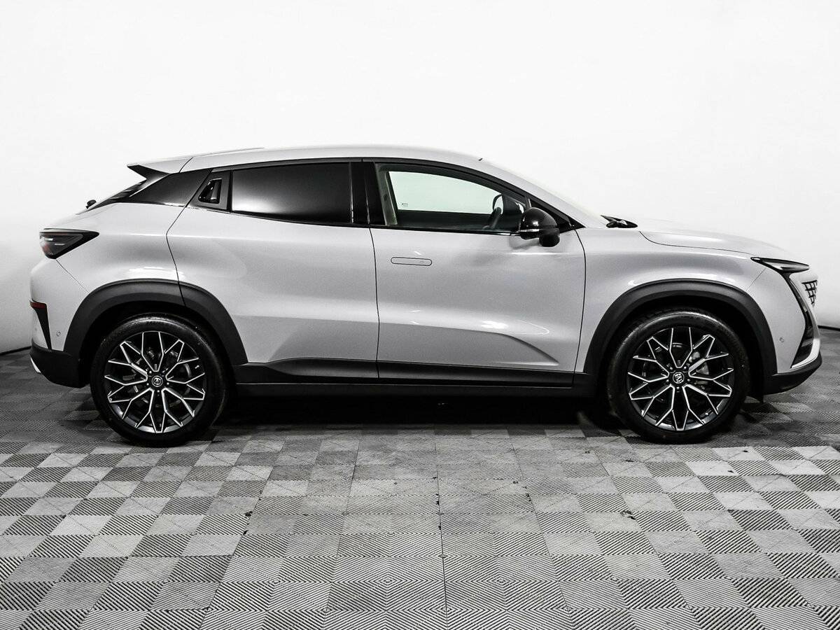 Changan UNI-T 2023 года с пробегом. Фото: #3