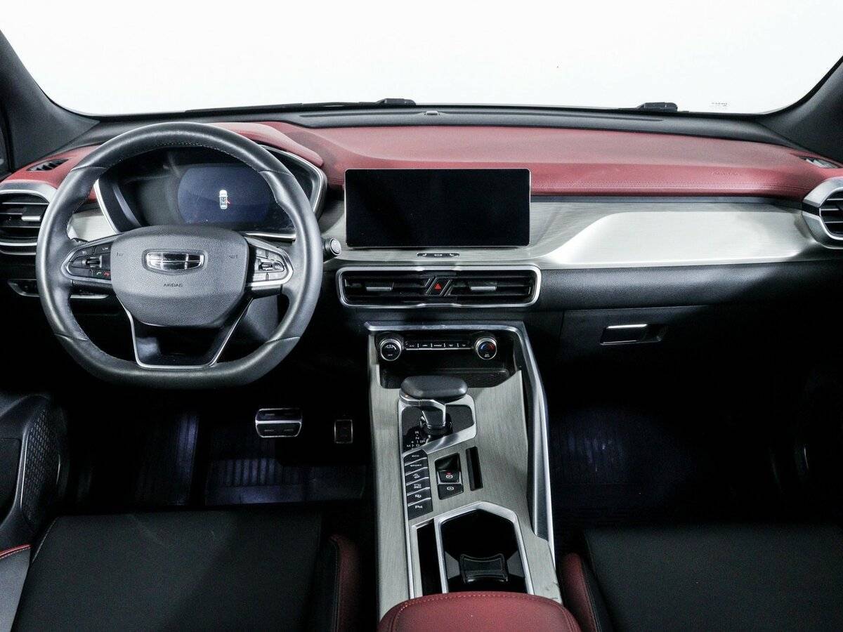 Geely Coolray 2023 года с пробегом. Фото: #8