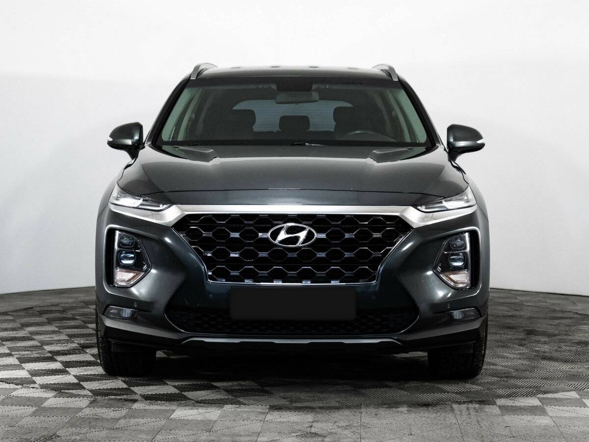 Hyundai Santa Fe 2018 года с пробегом. Фото: #1