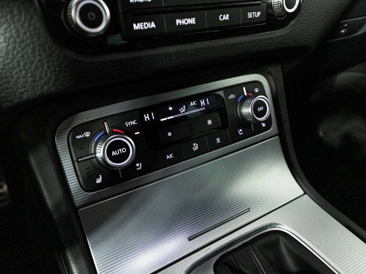 Volkswagen Touareg 2016 года с пробегом. Фото: #18