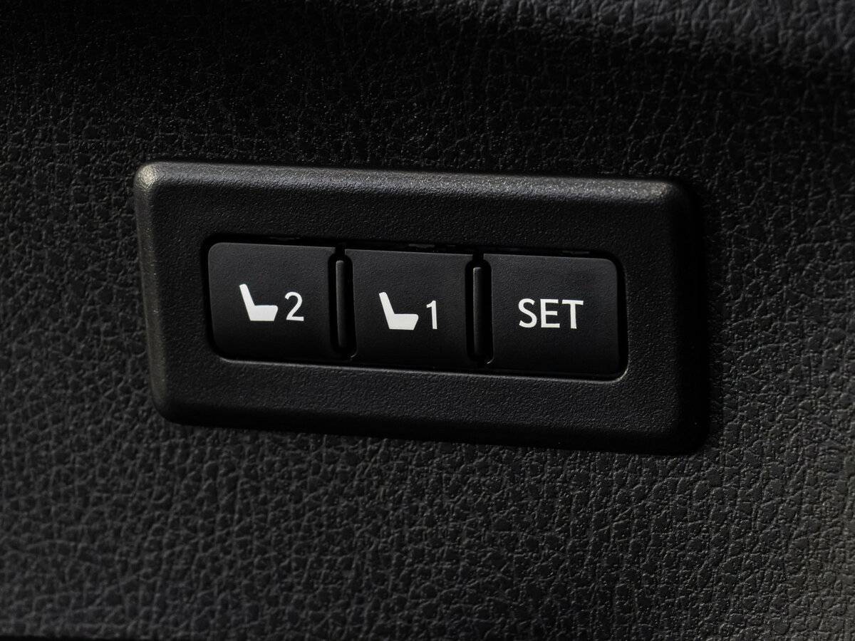 Toyota RAV4 2019 года с пробегом. Фото: #16