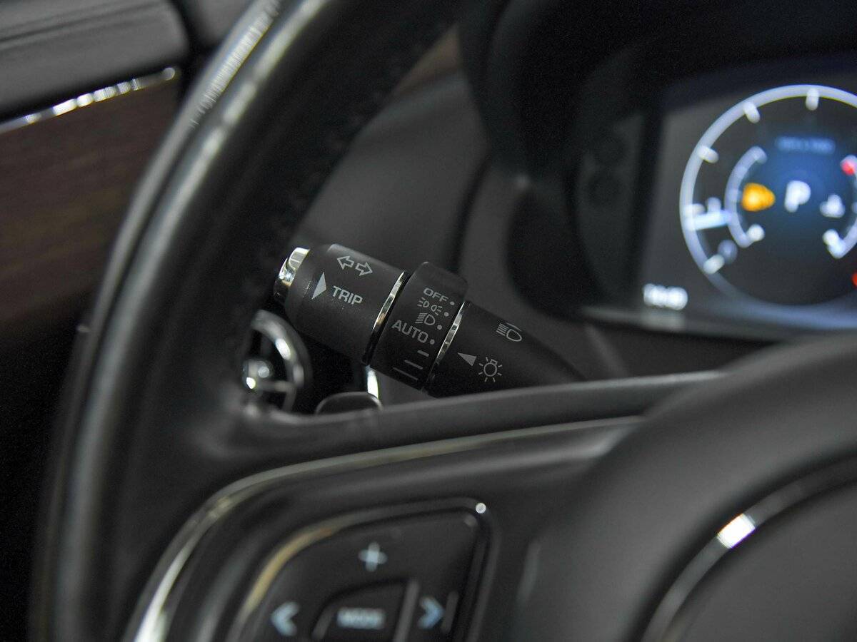 Jaguar XJ 2016 года с пробегом. Фото: #8