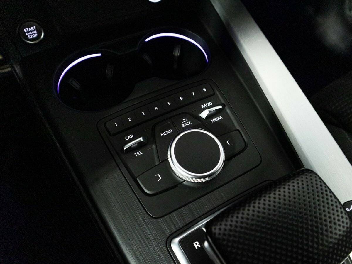 Audi A4 2019 года с пробегом. Фото: #17