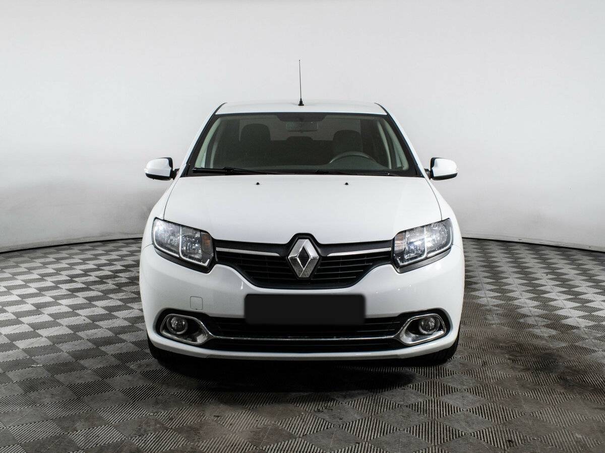 Renault Logan 2017 года с пробегом. Фото: #1